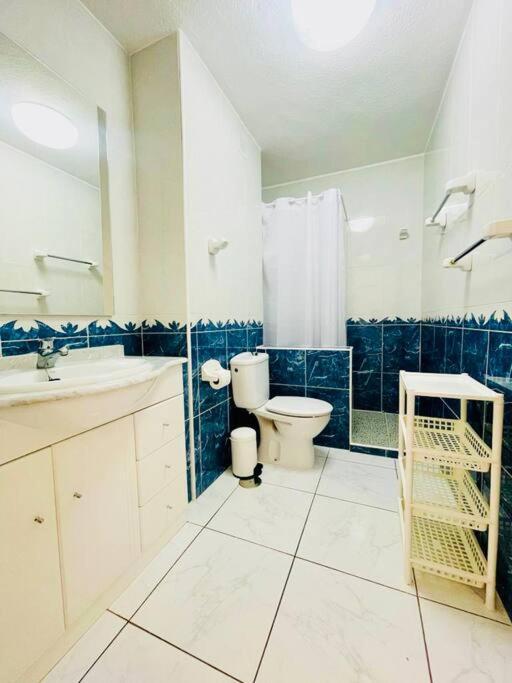 לוס כריסטיאנוס Comfy Home With Large Terrace Five Minutes From Ocean מראה חיצוני תמונה