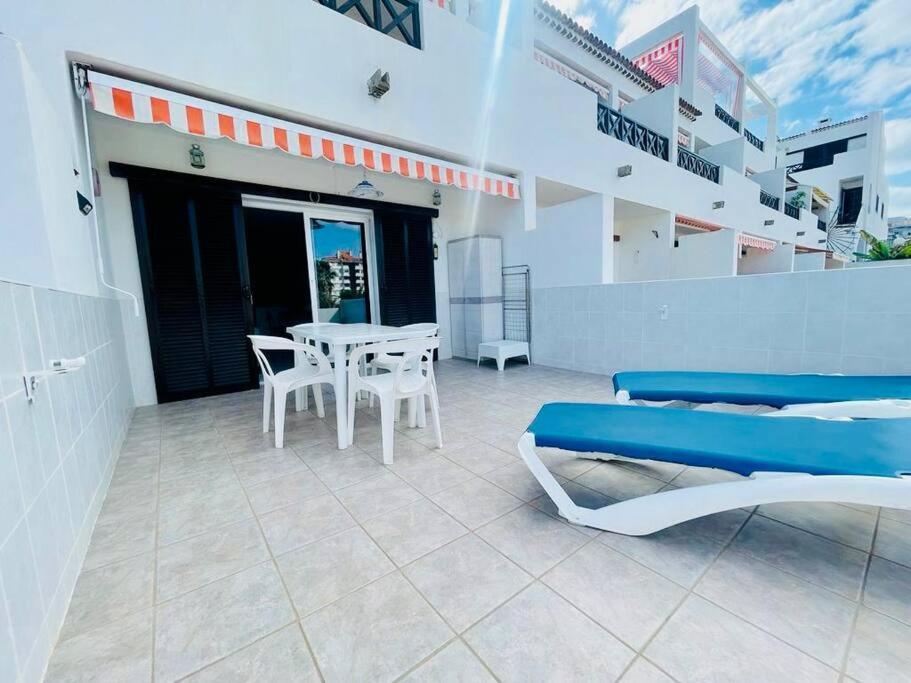 לוס כריסטיאנוס Comfy Home With Large Terrace Five Minutes From Ocean מראה חיצוני תמונה