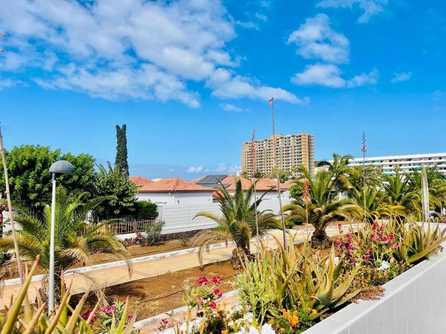 לוס כריסטיאנוס Comfy Home With Large Terrace Five Minutes From Ocean מראה חיצוני תמונה