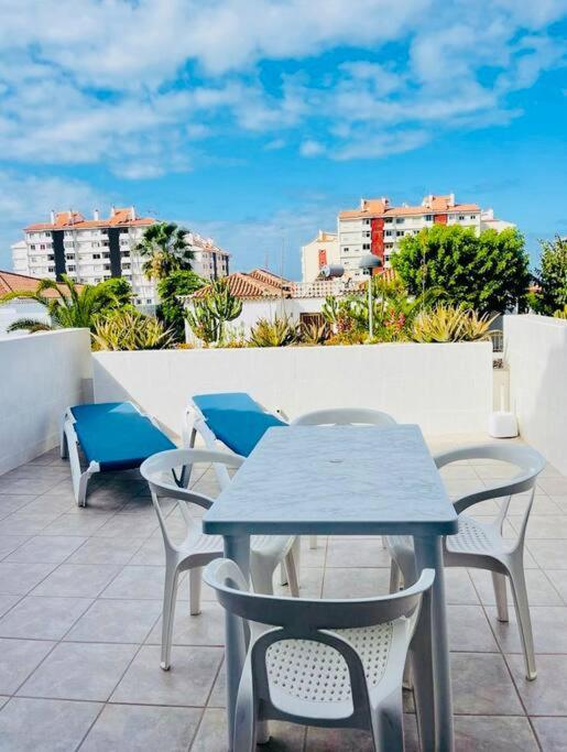 לוס כריסטיאנוס Comfy Home With Large Terrace Five Minutes From Ocean מראה חיצוני תמונה