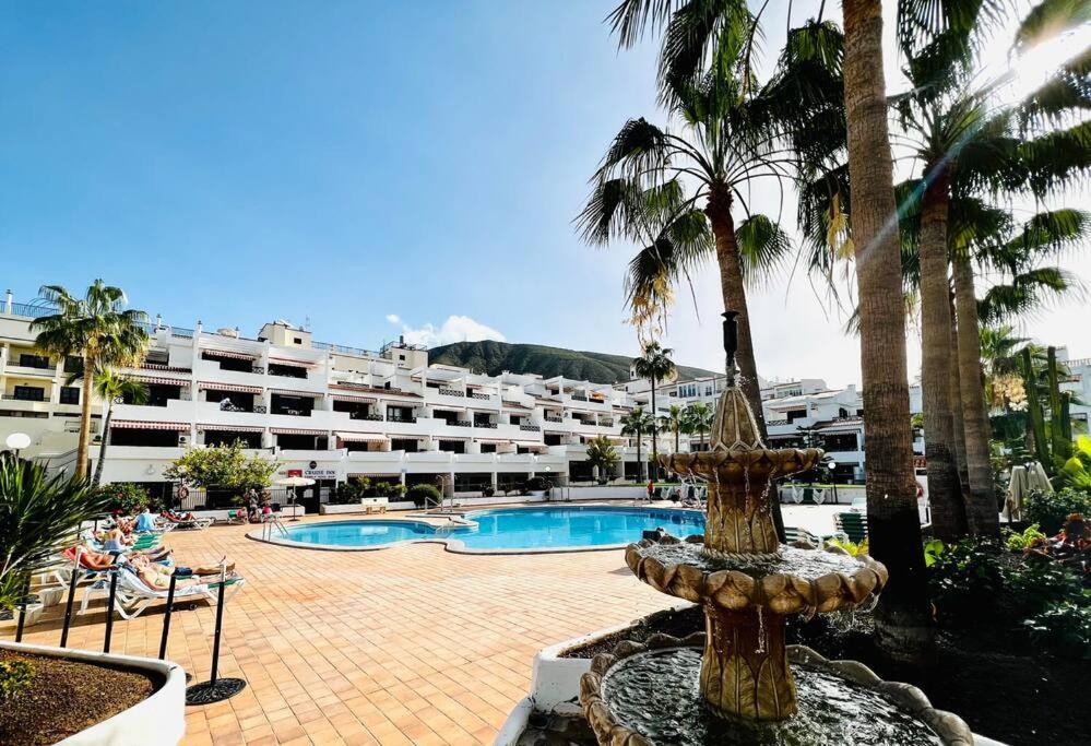 לוס כריסטיאנוס Comfy Home With Large Terrace Five Minutes From Ocean מראה חיצוני תמונה
